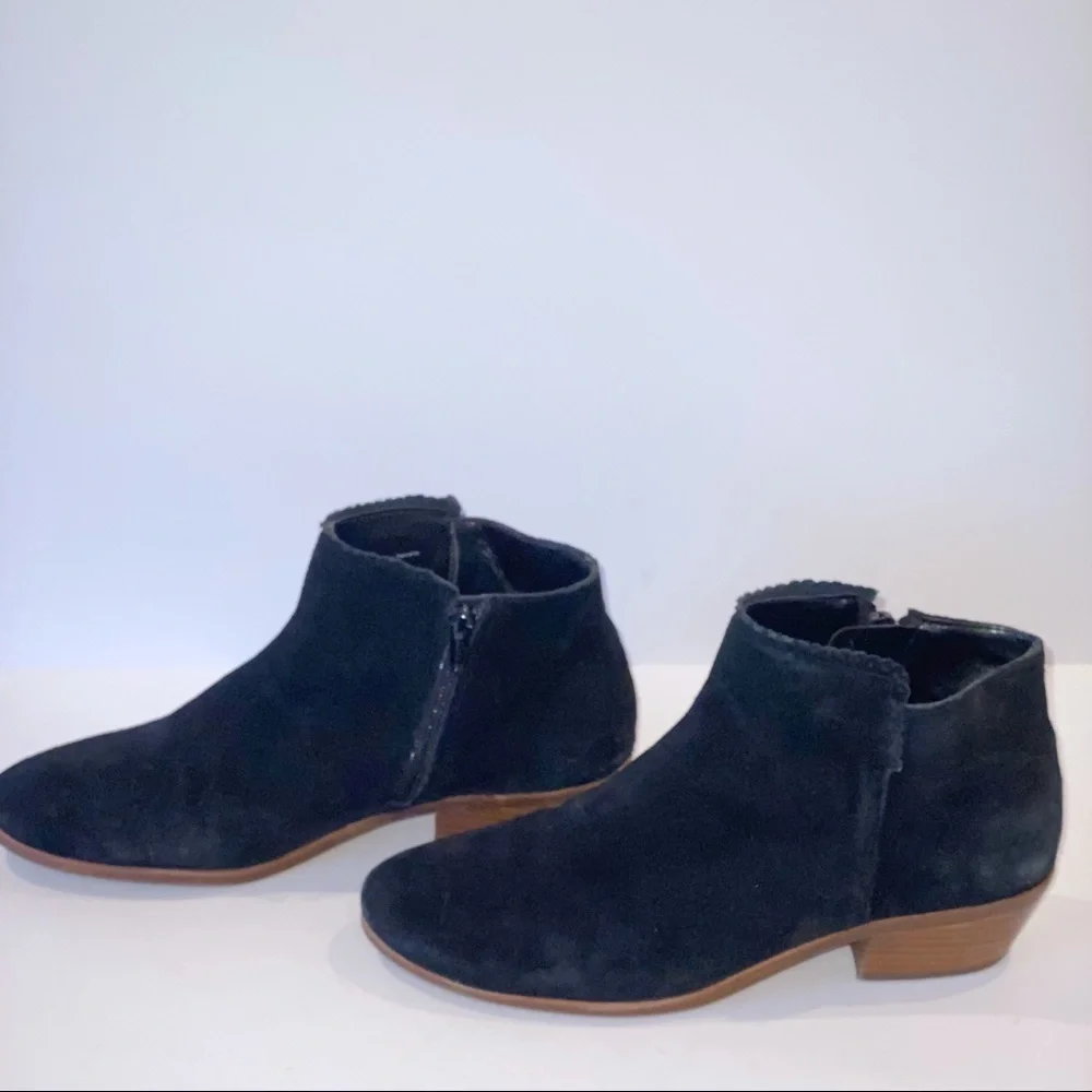 Jack Rogers Bailee Black Suede Bootie 8 Officecore Casual Everyday